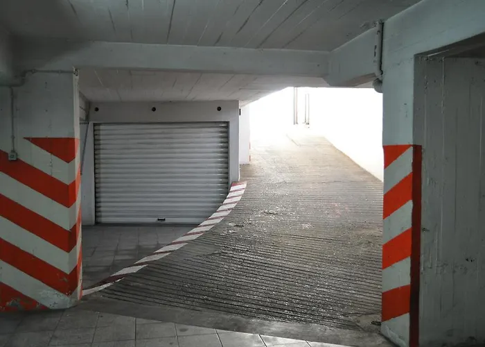 Casa Da Poesia * Портіман